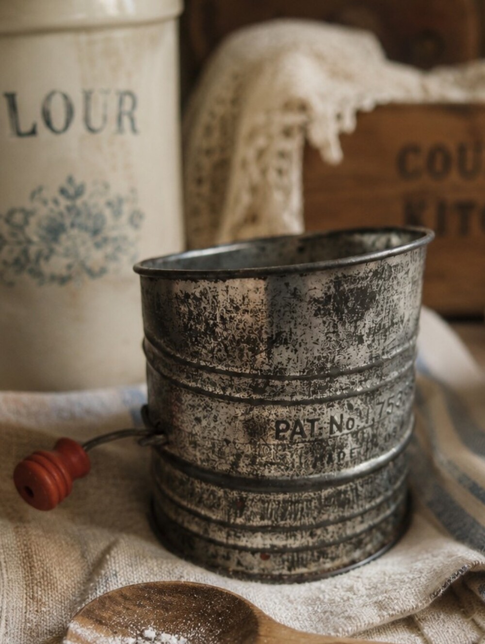 Antique Rare Jacob Bromwell Mini 1-Cup Flour Sifter Pat No. 1,753,995 1930s